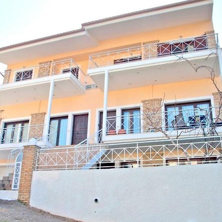 Dorothea'S Villa Platanos  Екстериор снимка