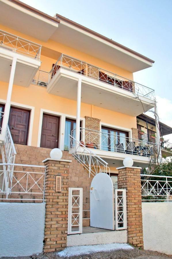 Dorothea'S Villa Platanos  Екстериор снимка